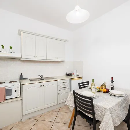 Kosmas 3* Roda (Corfu)