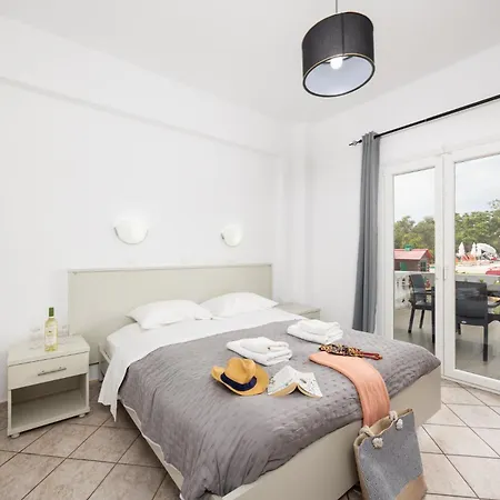 Kosmas Apart Otel 3*