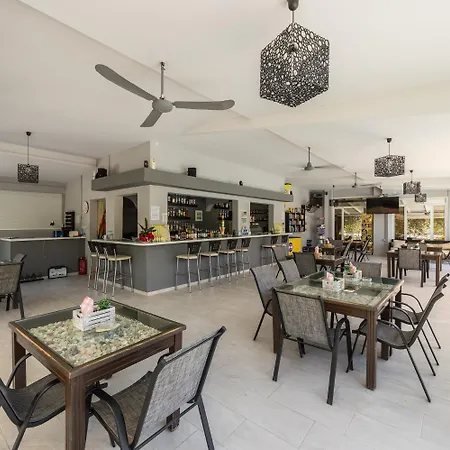 Hotel apartamentowy Kosmas