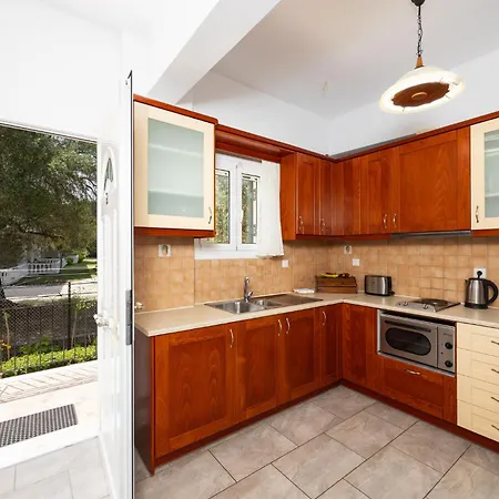 Kosmas Hotel apartamentowy Roda (Corfu)